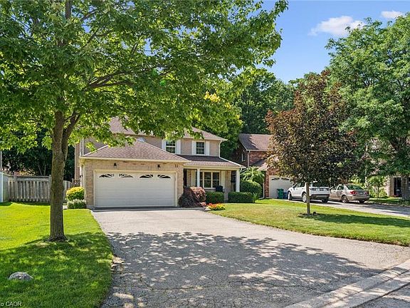 2nd image of 11 Bitzer Ct
