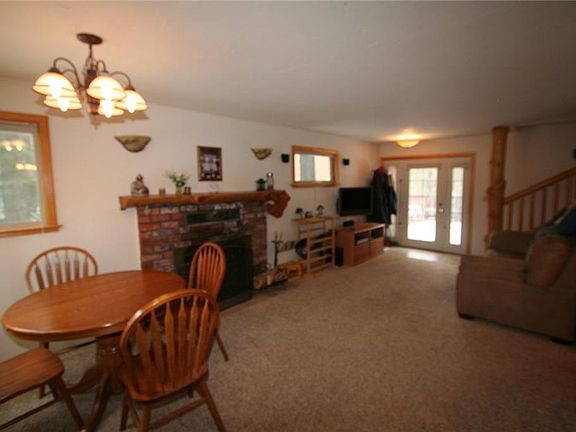 3rd image of 39039 Waterview Dr