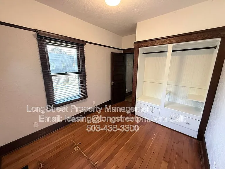 2320 State St — Photo 16