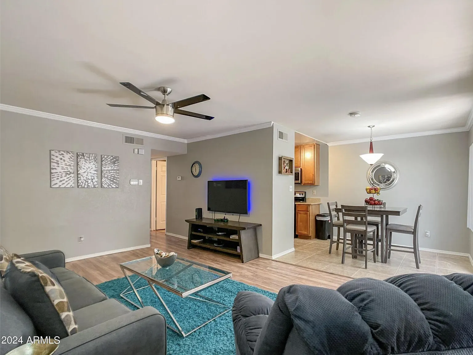 2 bed, 2.0 bath, 955 sqft, $2,200 — Photo 1