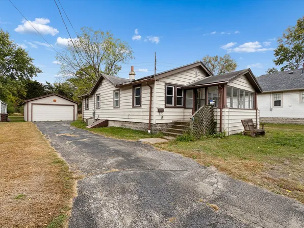 4815 Lexington Blvd, Loves Park, IL 61111