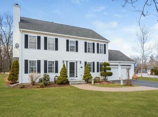 8 Beauregard Cir, Marlborough, MA 01752