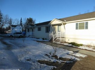 694 Federal Rd UNIT 6, Livermore, ME 04253