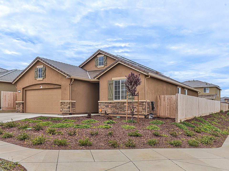 1-520-Serra-Lane_04072023