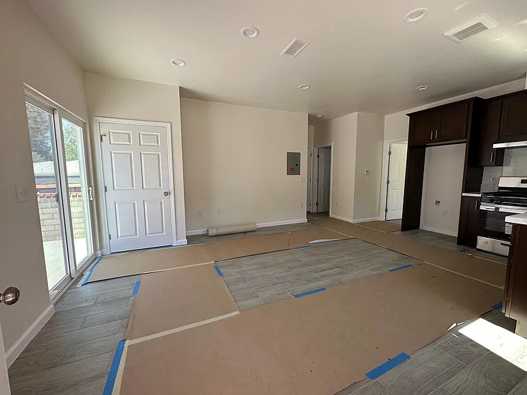 4491 Menlo Ave — Photo 6