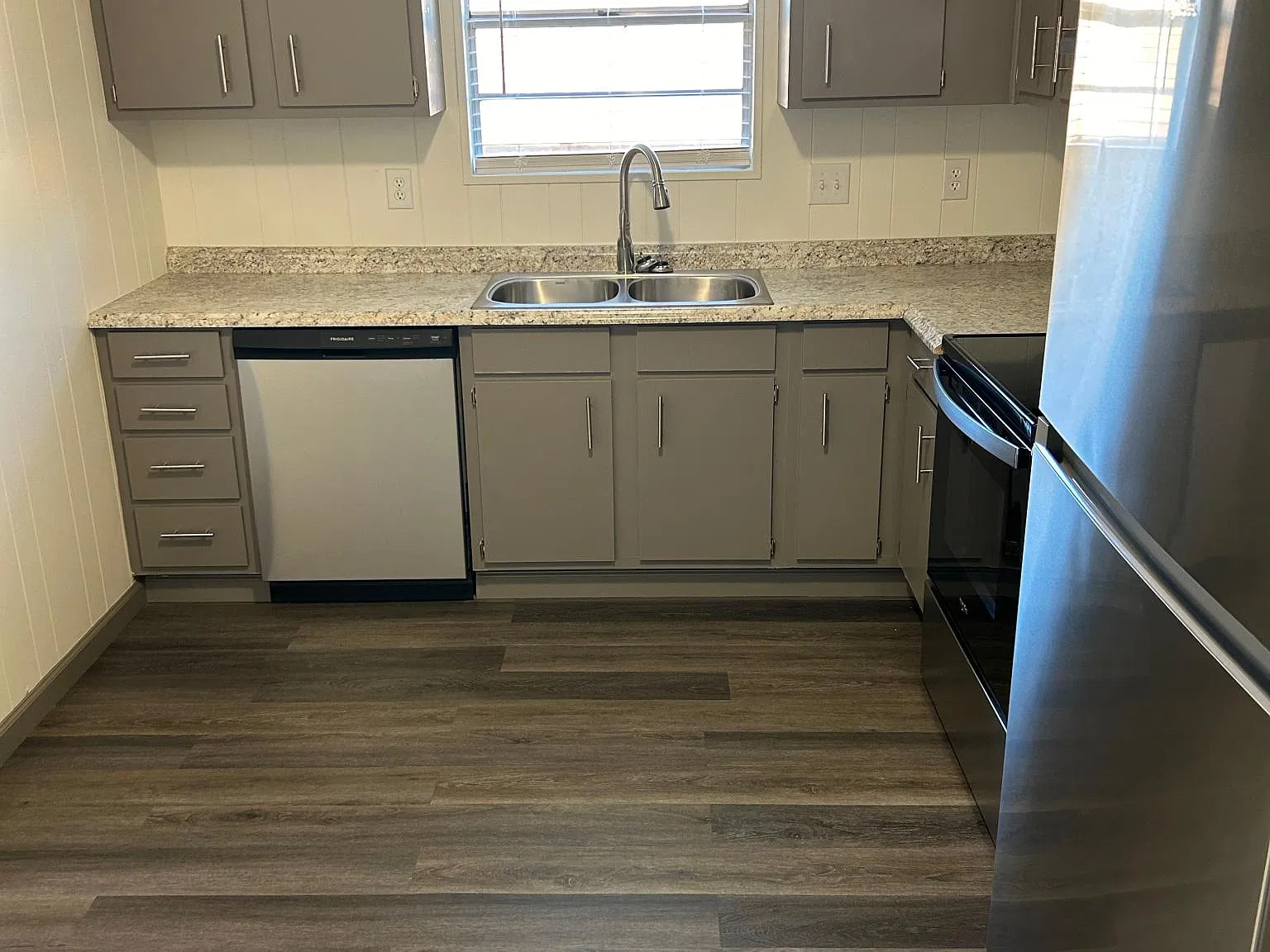 2 bed, 900 sqft, $875 — Photo 4