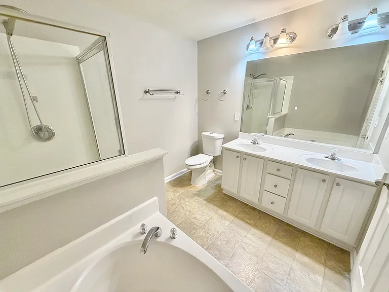 1720 Arbor Gate Dr — Photo 16