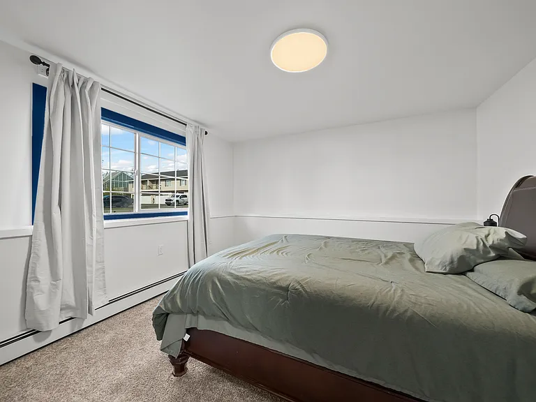 300 E 45th Ave #3 — Photo 22
