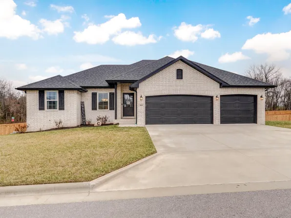 4860 W Camelot Street, Springfield, MO 65802