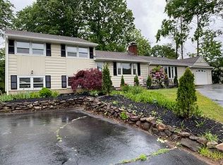 127 Blakeslee Ave, North Haven, CT 06473