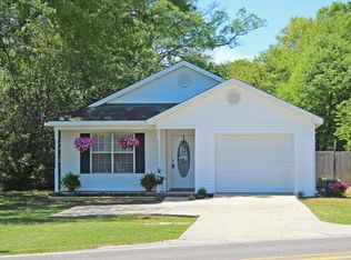 1418 Carterville Rd, Petal, MS 39465