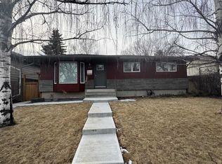 3119 E 46th St SW, Calgary, AB T3E 3W7