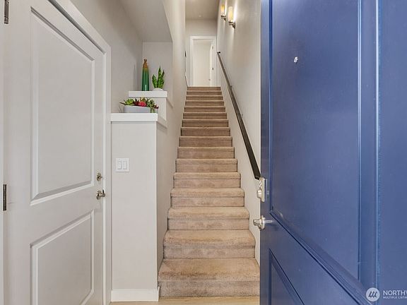 3rd image of 1621 Seattle Hill Road #C-4