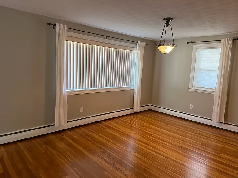 10 Darby St — Photo 11