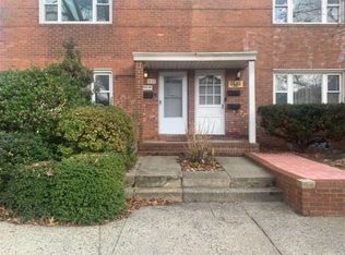 7303 198th St, Flushing, NY