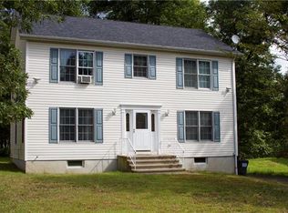 116 Rooney Ct, Bushkill, PA 18324
