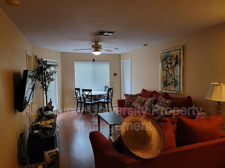 4000 SW 23rd St #6-104 — Photo 6