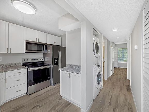 5th image of 3166 Lake Pine Way S APT H1