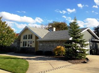 302 Miller St, Beecher, IL 60401