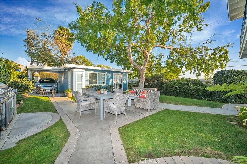 1 bed, 650 sqft, $3,995 — Photo 2