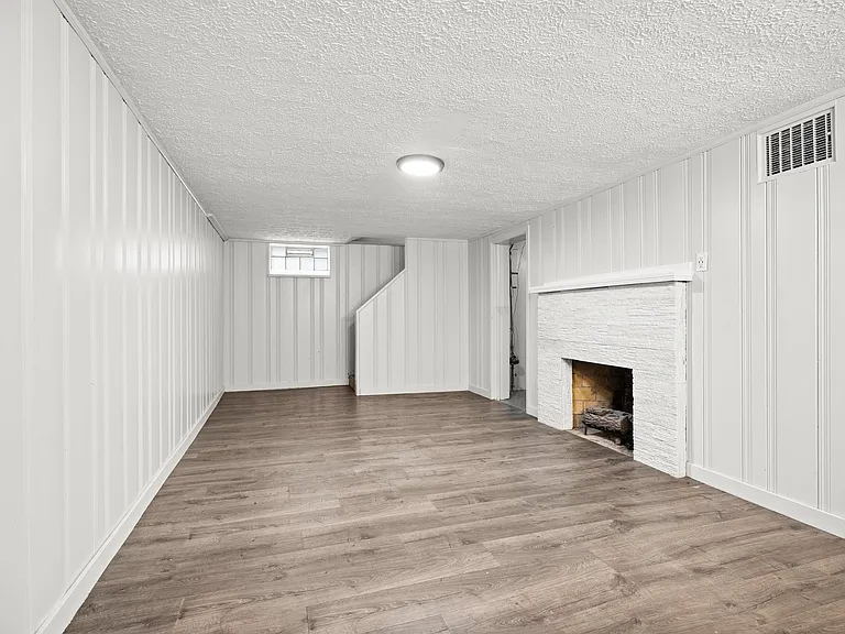 3742 E Antisdale Rd — Photo 22