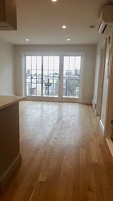 Rented by Grand & Co. | media 64