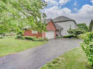 9610 Sheffield Rd, Perrysburg, OH 43551