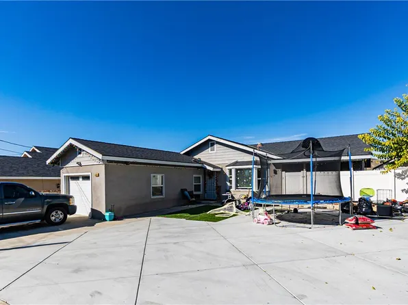 33656 Washington Dr, Yucaipa, CA 92399
