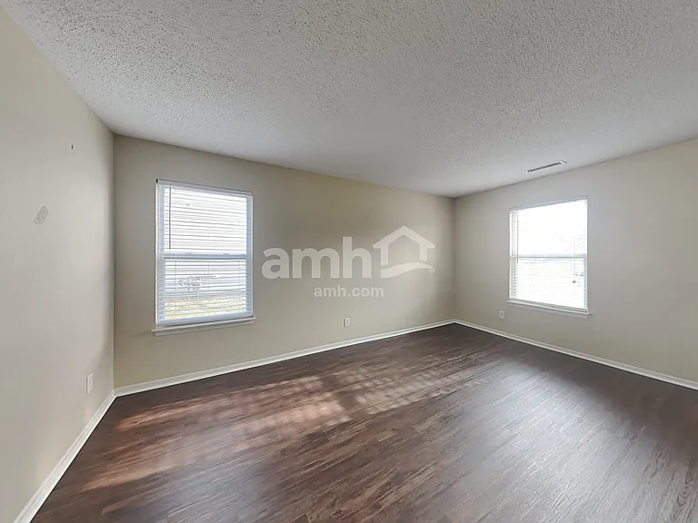 6614 W Jefferson Ct — Photo 8