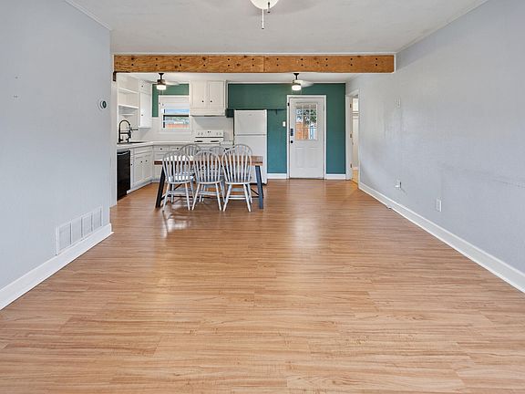 4th image of 5325 32nd St