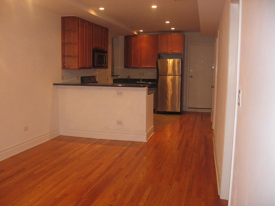 1st image of 3401 W Hollywood Ave APT 1E