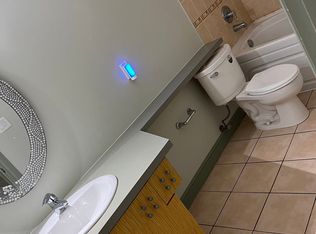 1105 Gilston Rd, West Vancouver, BC V7S2E7