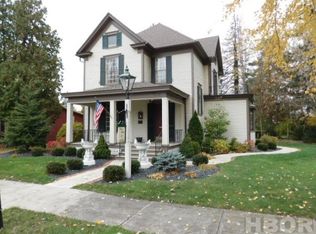 528 Center St, Findlay, OH 45840