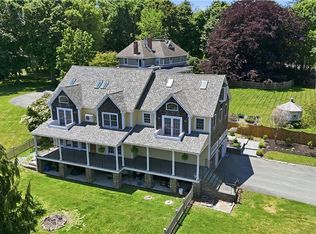 2269 E Main Rd, Portsmouth, RI 02871