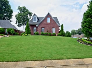 65 Rolling Oaks Dr, Oakland, TN 38060