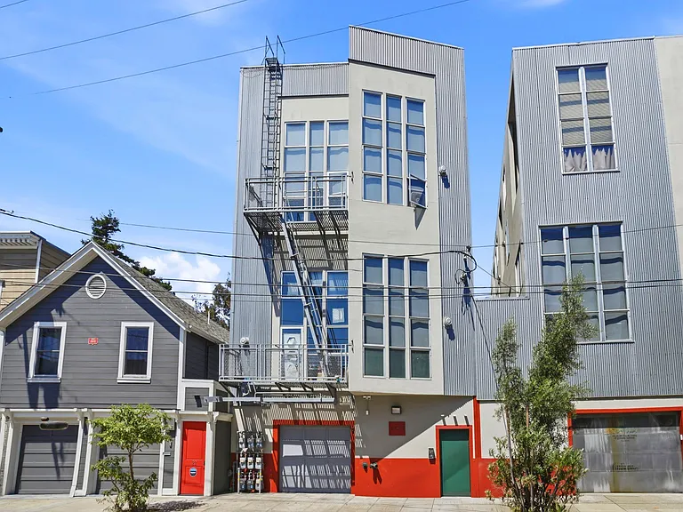 18 Bernice St #101 — Photo 24