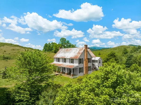 260 Ramsey Chandler Rd, Marshall, NC 28753
