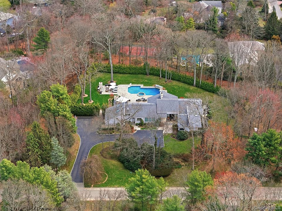 1st image of 50 Tall Oak Crescent