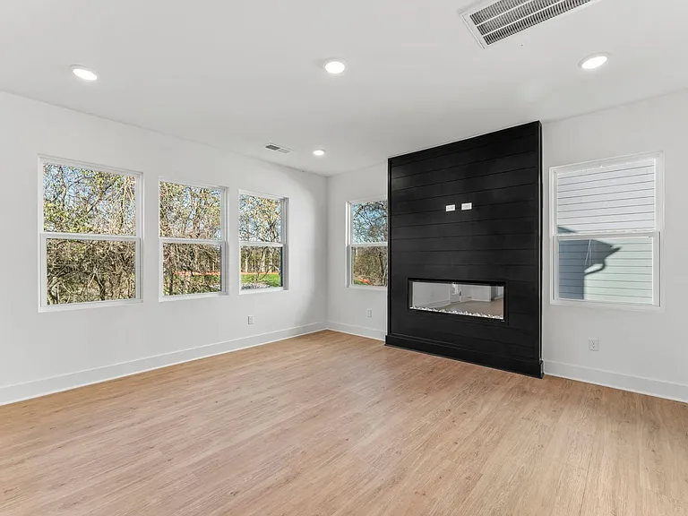 141 Rose Hannah Dr — Photo 10