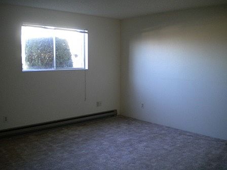 5th image of 601 N Baker Ave APT 206