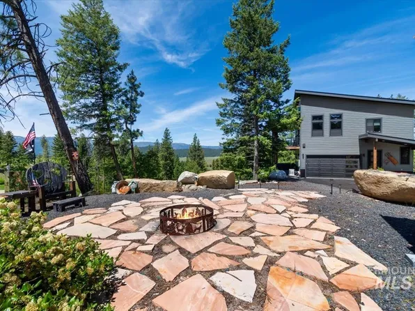 35 San Ignacio Way, Cascade, ID 83611