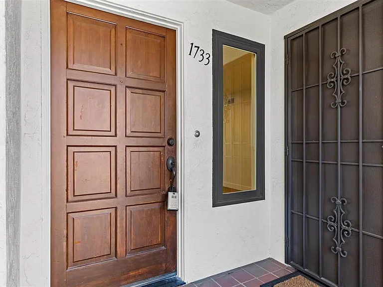 Pepper Dr — Photo 2