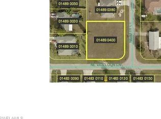 20 NE 13th Ct, Cape Coral, FL 33909