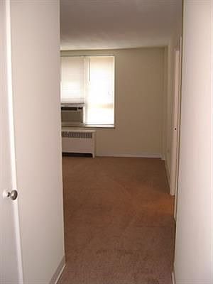 2nd image of 518 E Town St APT 206