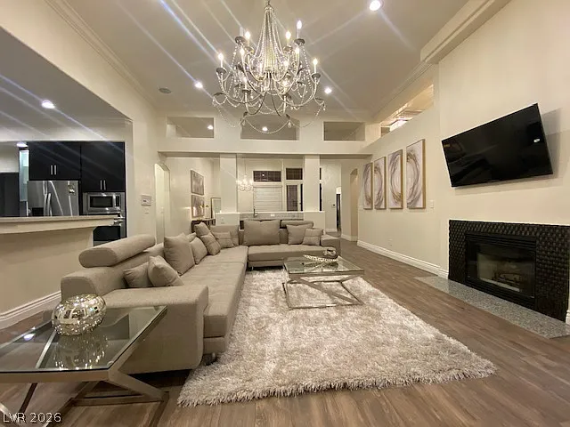 8800 Bonta Ct — Photo 2