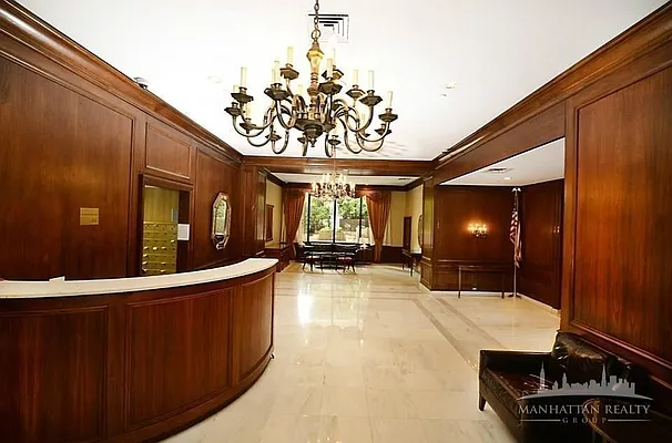 Rented by Manhattan Realty Group | media 5