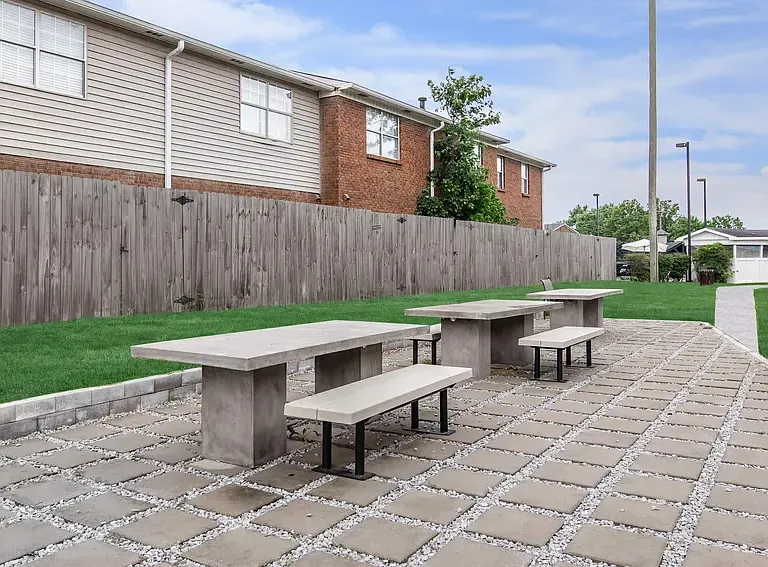 Brentwood Hills Luxury Townhomes — Photo 15