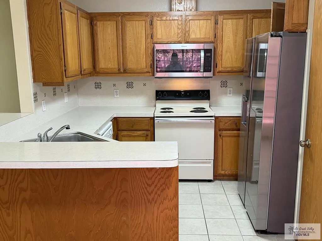 2 bed, 2.0 bath, 1100 sqft, $130 — Photo 4