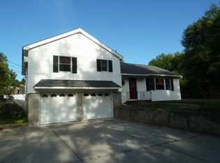 684 Morsetown Rd, West Milford, NJ 07480