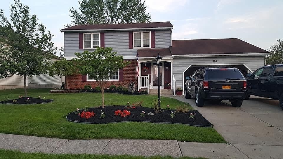 1st image of 114 Hemlock Dr
